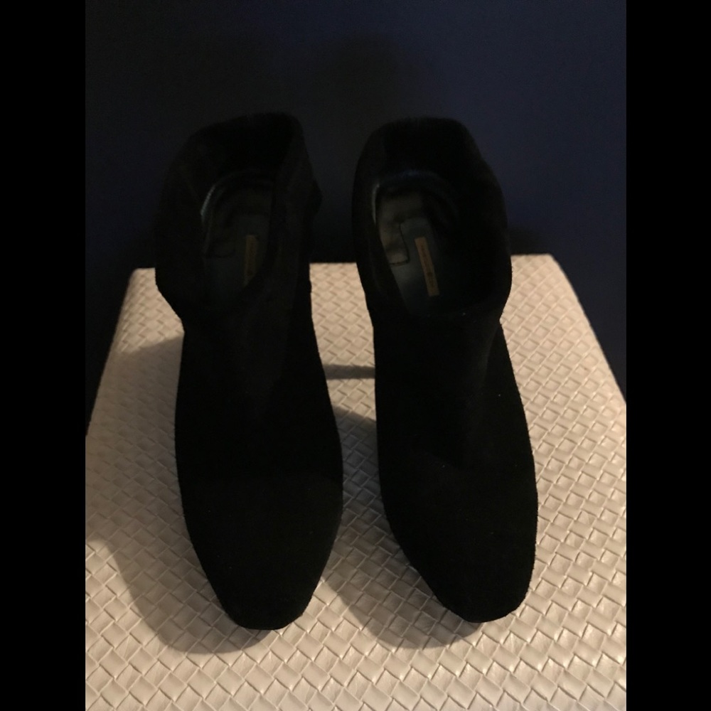Suede mules